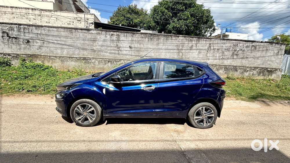 Tata Altroz 1.2 Xza Petrol Dct, 2022, Petrol