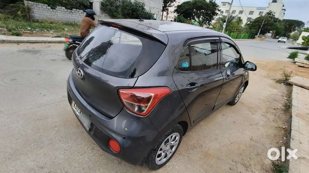Hyundai Grand I10 2018 Petrol 53400 Km Driven