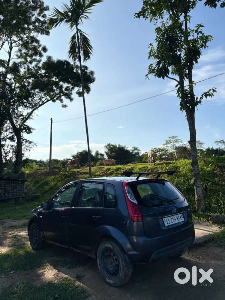 Ford Figo 1.2 Petrol 2012