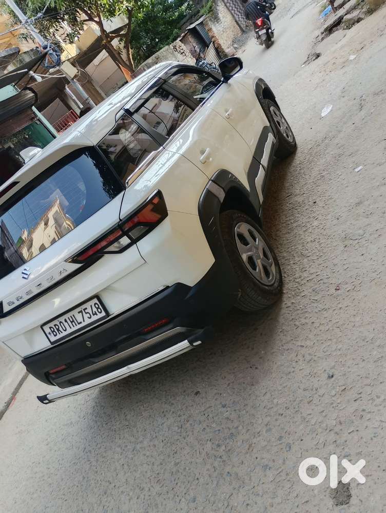 Maruti Suzuki Brezza 1.5 Vxi Cng, 2023, Cng & Hybrids