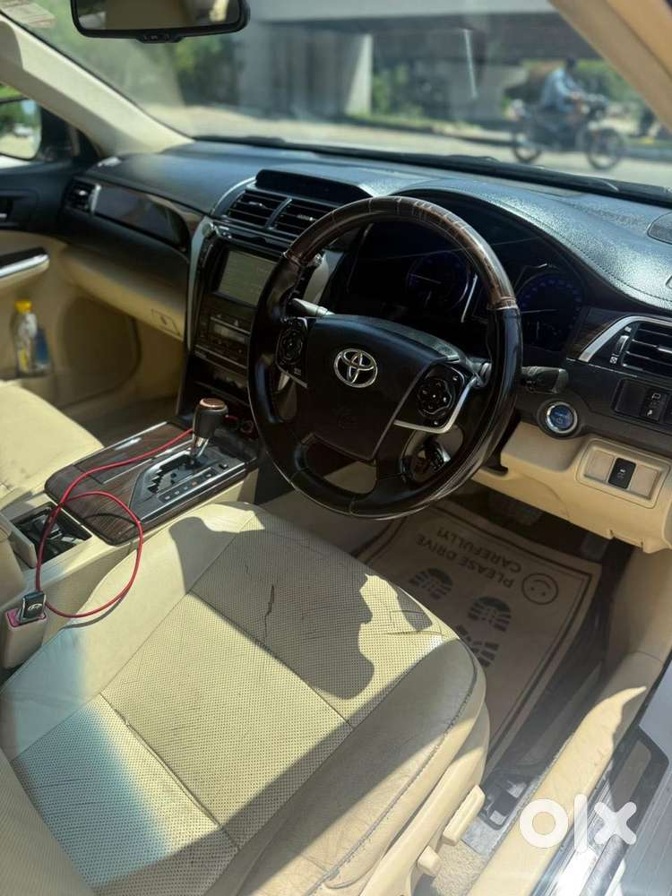 Toyota Camry 2.5 Hybrid, 2015, Petrol