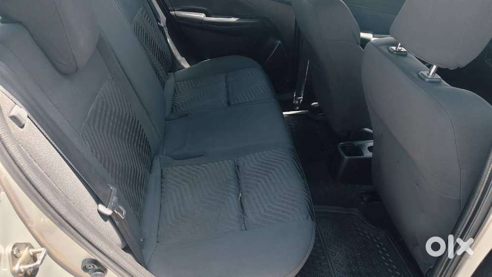 Maruti Suzuki Swift Vvt Zxi, 2022, Petrol