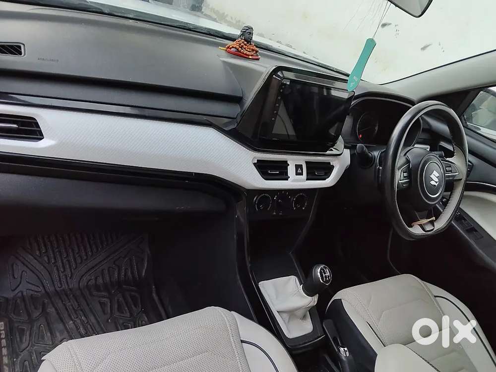 Maruti Brezza Lxi Petrol July 2024– 23,000 Km Chali Hui, White Color