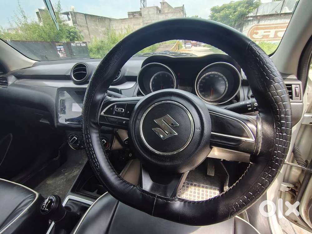 Maruti Suzuki Swift Vxi Optional, 2023, Petrol