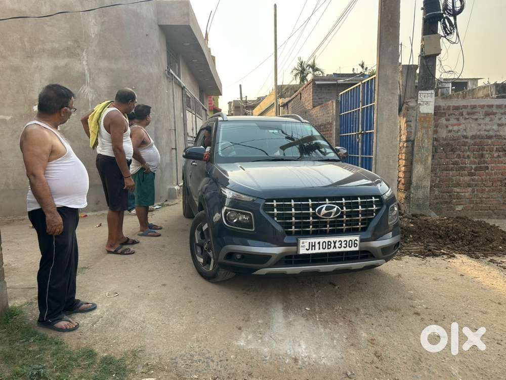 Hyundai Venue Petrol Manual 2019