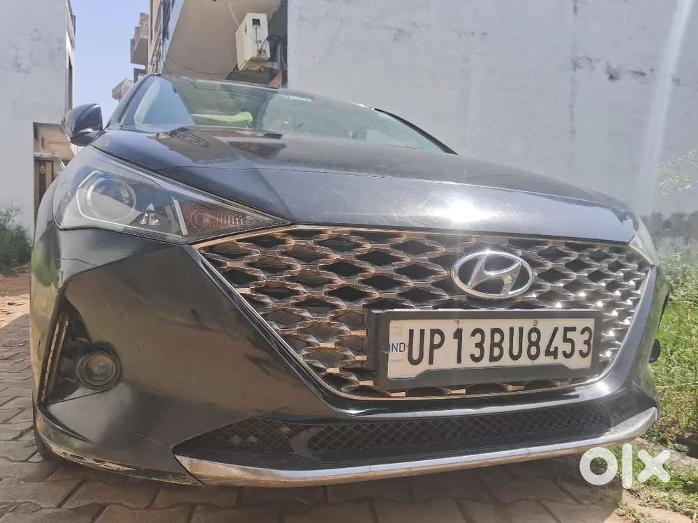 Sirf 10,00000 Mei Black Verna Sx Push Button Start And Sunroof Model