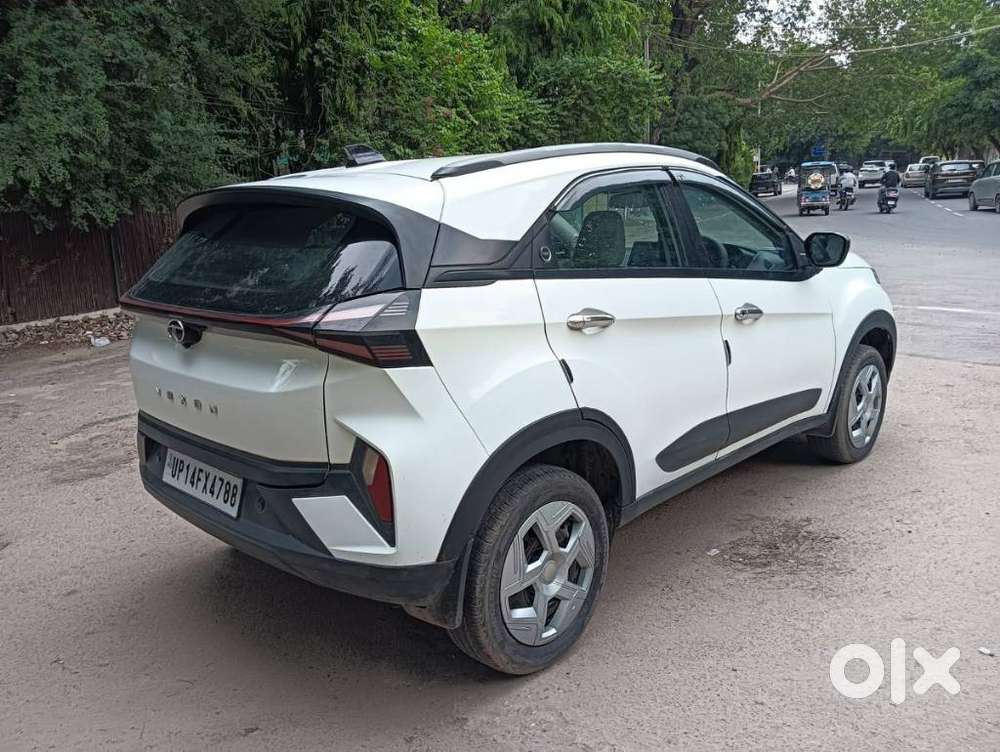 Tata Nexon Creative Plus 1.2 Revotron Petrol 6 Mt Dt, 2024, Petrol
