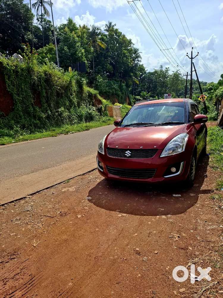 Maruti Suzuki Swift Vxi 2012