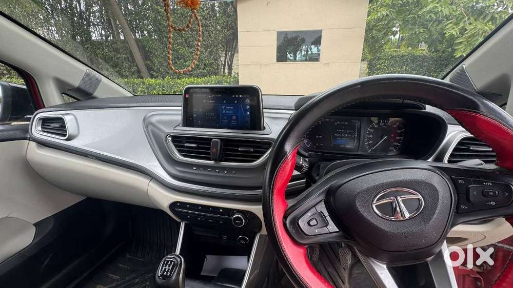 Tata Altroz Xz+ I Turbo 2021 Petrol Well Maintained