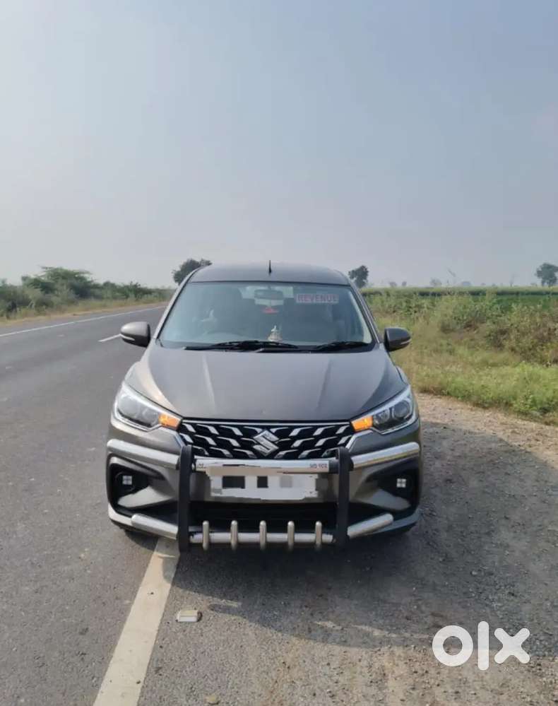 Maruti Suzuki Ertiga 2023 Petrol 82000 Km Driven