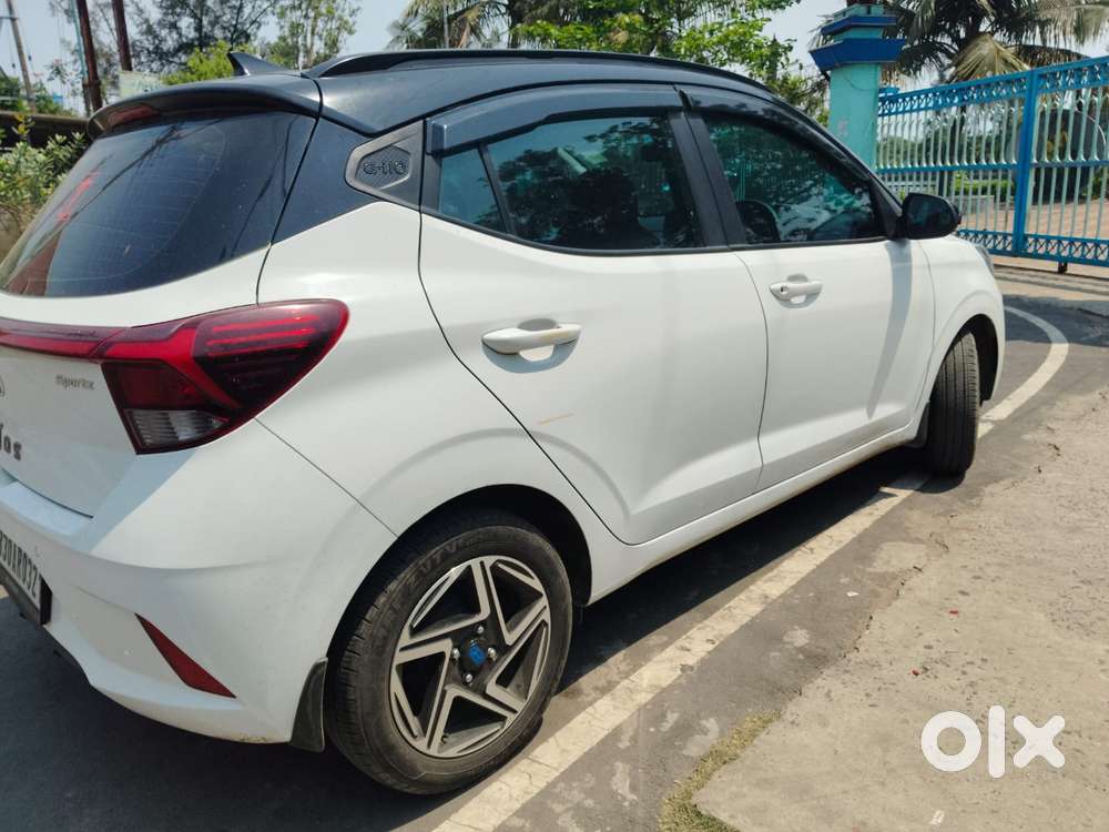 Hyundai Grand I10 Nios Sportz Mt Dual Tone, 2024, Petrol