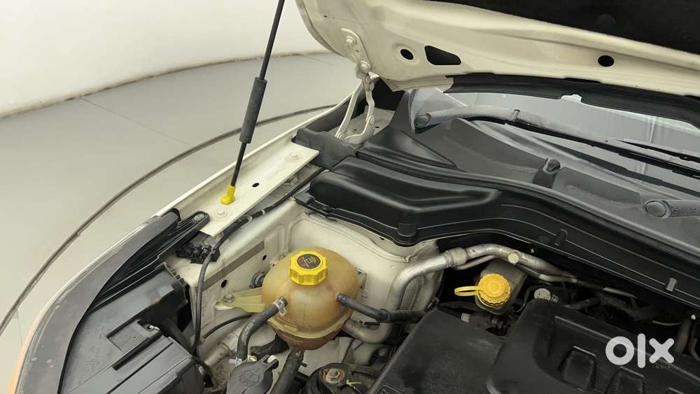 Mahindra Xuv300 W8 Diesel, 2023, Diesel