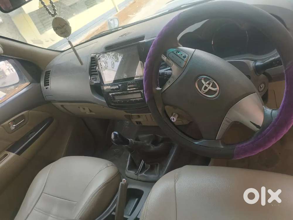 Toyota Fortuner 2012 Diesel 140000 Km Driven
