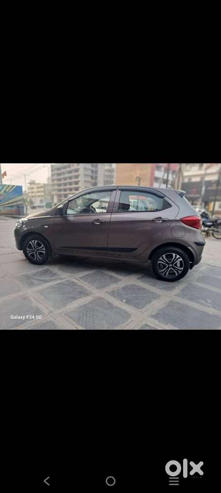 Tata Tiago 1.2 Revotron Xza, 2019, Petrol