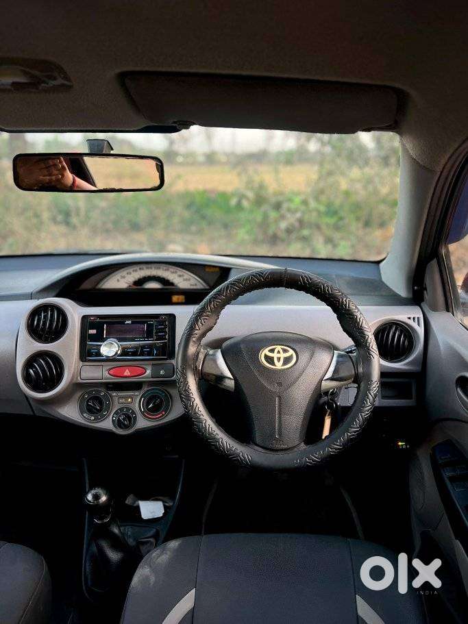 Toyota Etios Liva 2011-2012 G, 2012, Cng & Hybrids