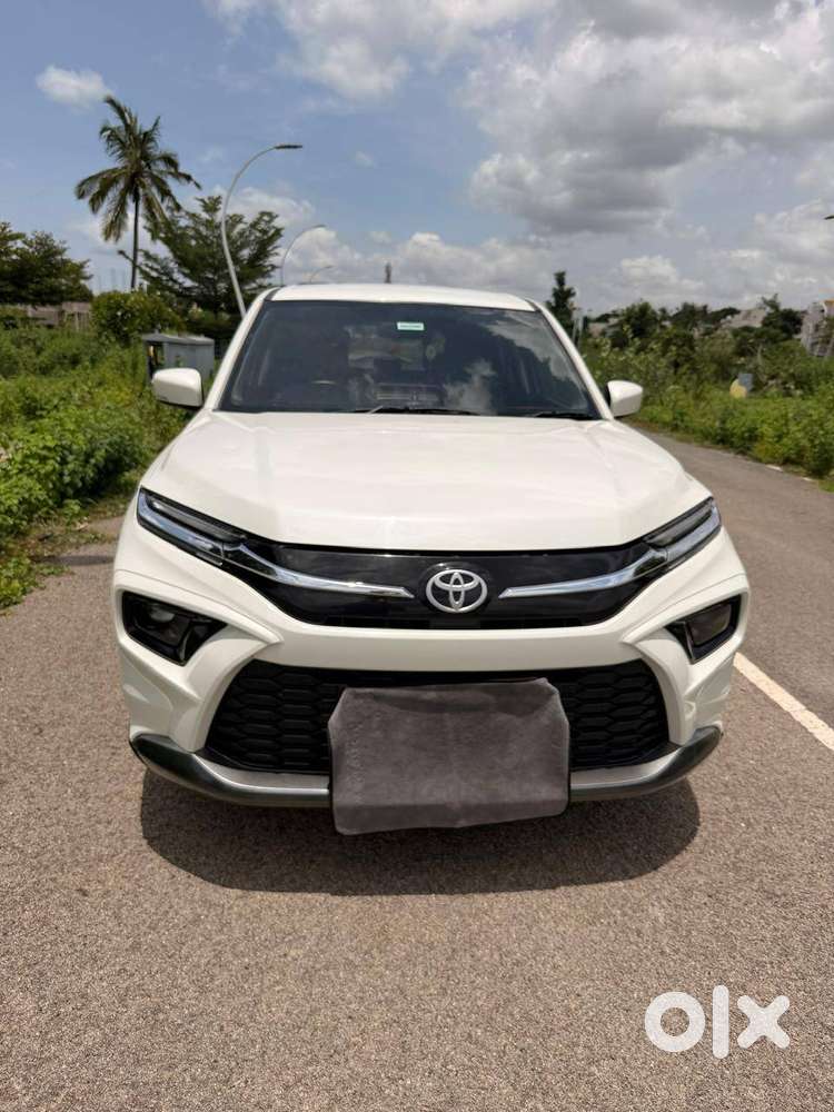Toyota Urban Cruiser 2024 Hyryder Petrol Hybrid