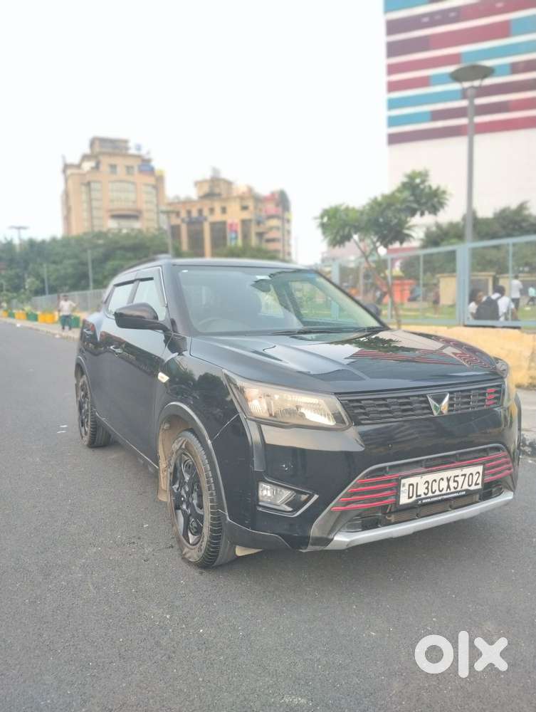 Mahindra Xuv300 W6, 2023, Petrol