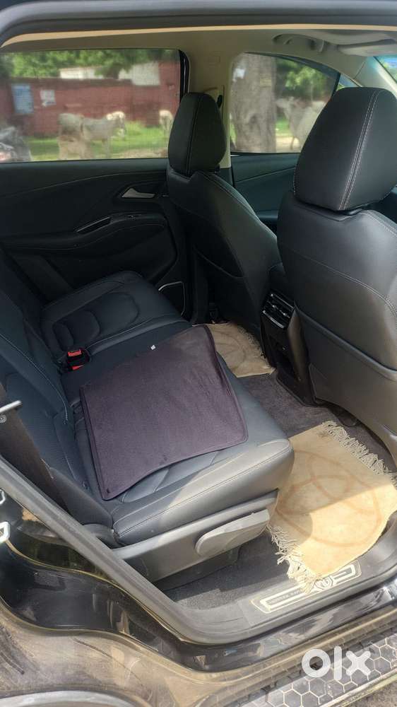 Mg Hector Blackstorm Cvt, 2025, Petrol