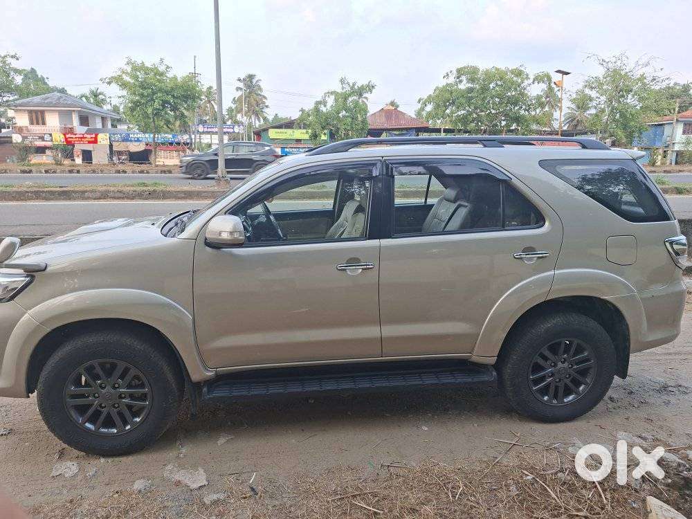 Toyota Fortuner 3.0 4x2 Automatic, 2015, Diesel