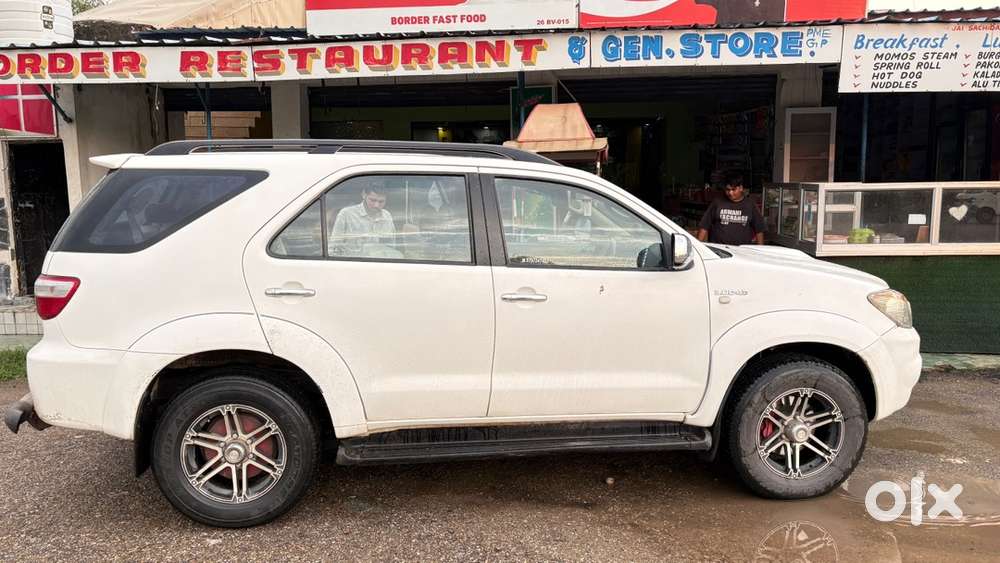 Toyota Fortuner 2012 Model
