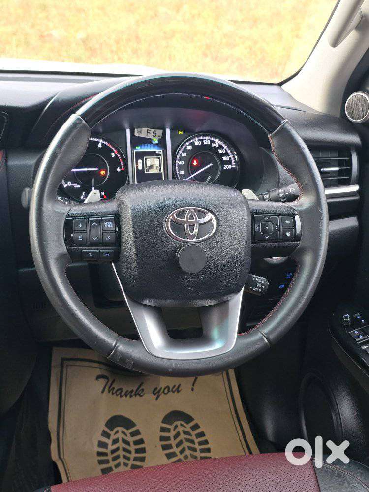 Toyota Fortuner Legender 4x2 At 2.8, 2022, Diesel