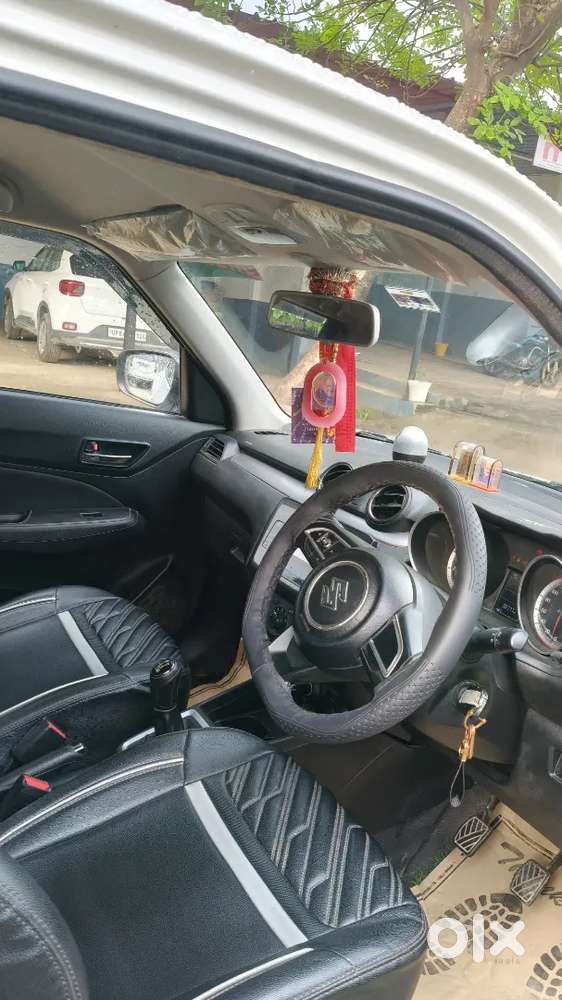 Maruti Suzuki Swift Vxi 2021