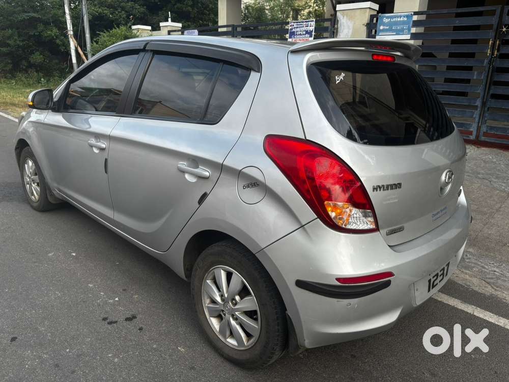 Hyundai I20 2012 Diesel Well Maintained Good Mileage