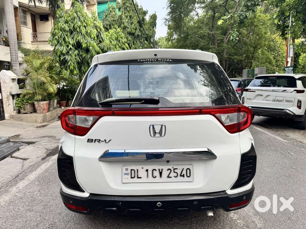 Honda Br-v Style Edition V Cvt, 2016, Petrol