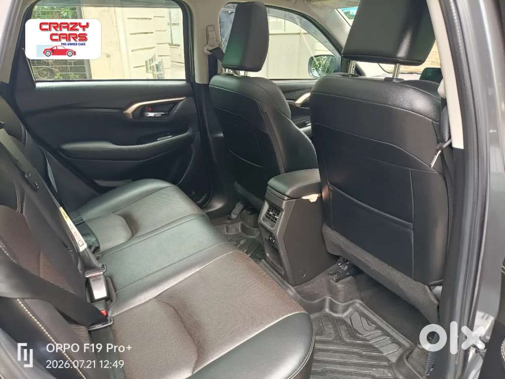 Maruti Suzuki Grand Vitara 1.5 Alpha Plus Intelligent Hybrid Ecvt, 2..