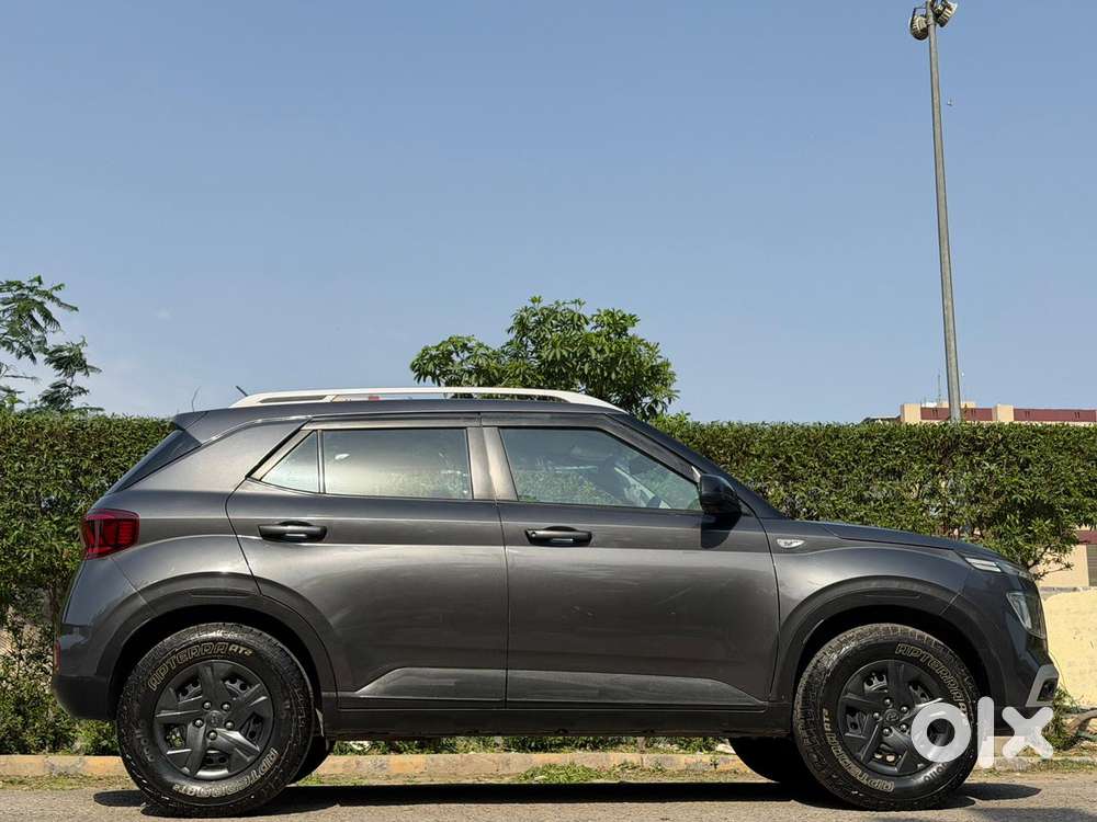 Hyundai Venue S 1.2 Petrol, 2020, Petrol
