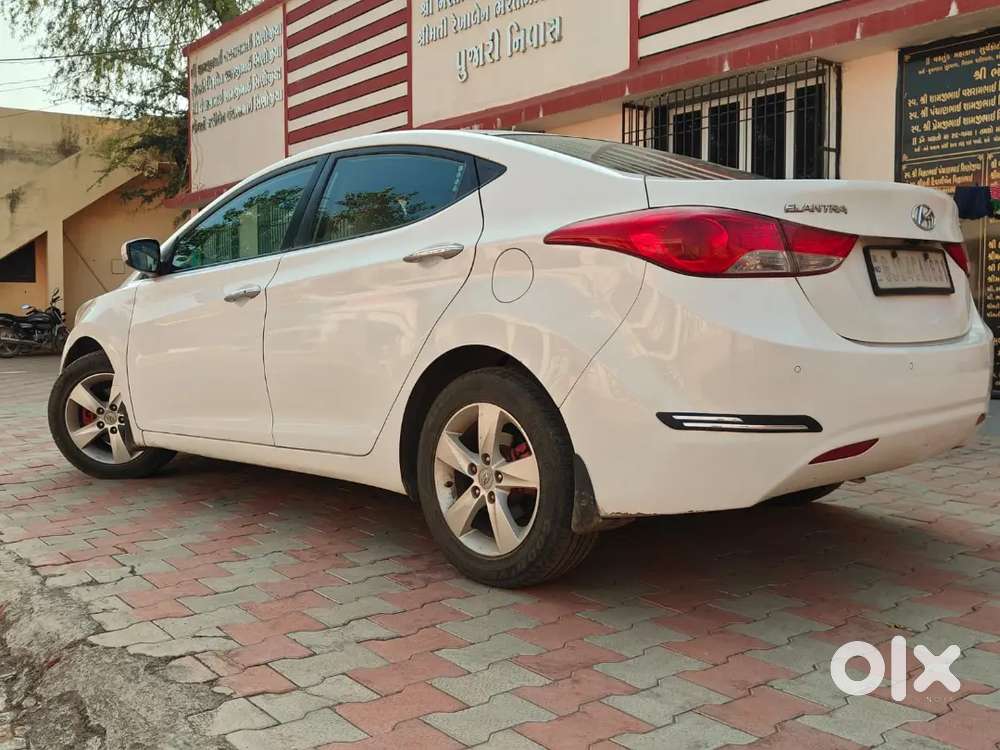 Hyundai Elantra Sx Petrol 2014