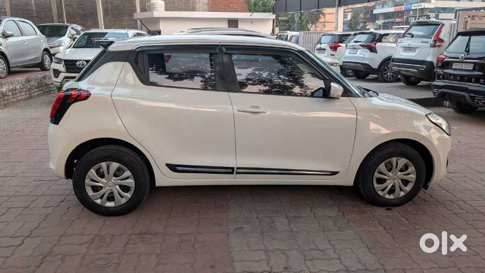 Maruti Suzuki Swift Vxi 1.2 Abs Bs-iv, 2020, Petrol