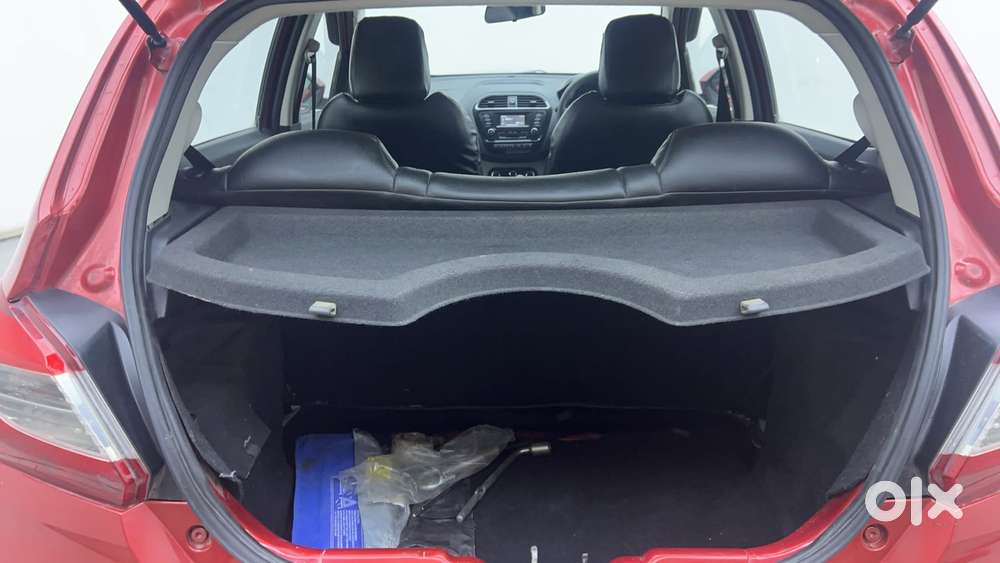 Tata Tiago Xza, 2018, Petrol