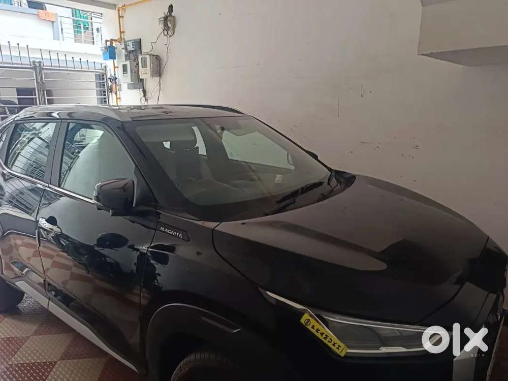 Nissan Magnite Tekna 2025 Petrol Automatic
