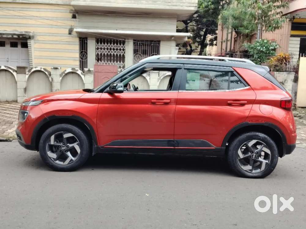 Hyundai Venue Sx Dual Tone Turbo, 2019, Petrol