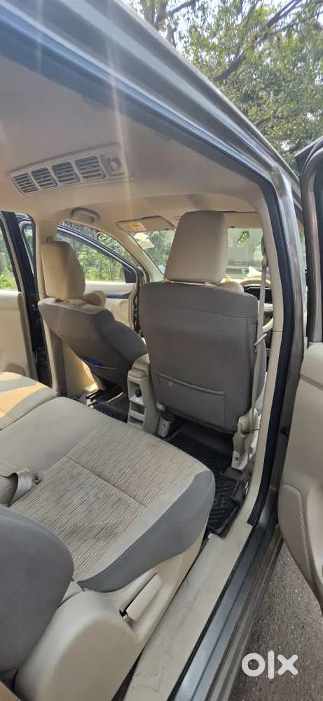 Maruti Ertiga Zxi(0) Top Model 2024 - Petrol+cng - 1st Owner