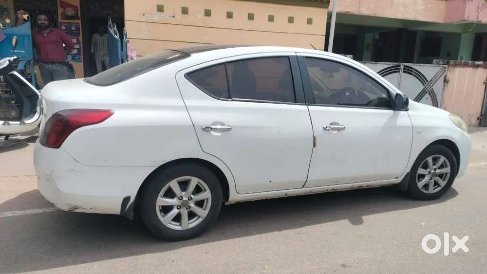 Nissan Sunny 2014 Diesel Well Maintained