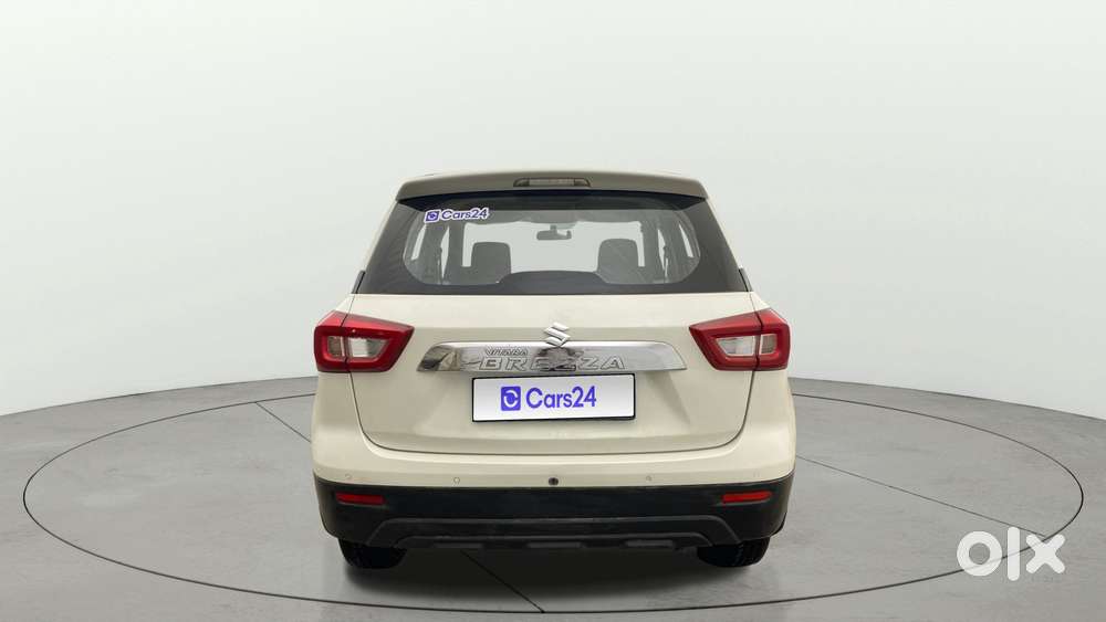 Maruti Suzuki Vitara Brezza 1.5 Vxi At, 2022, Petrol