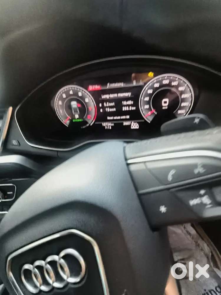 Audi Q5 2022 Petrol Well Maintained