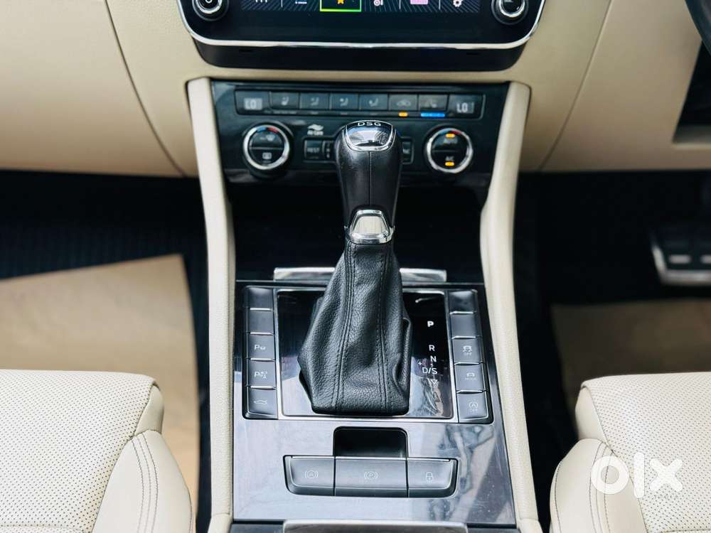 Skoda Superb 2.0 Tsi At L&k, 2021, Petrol
