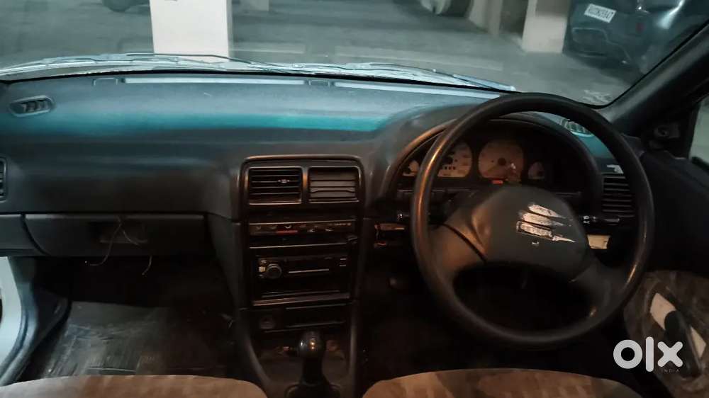 Maruti Suzuki Esteem Lxi 2003