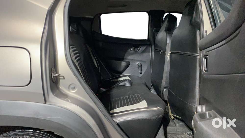 Renault Kwid 1.0 Rxt Amt Opt, 2017, Petrol