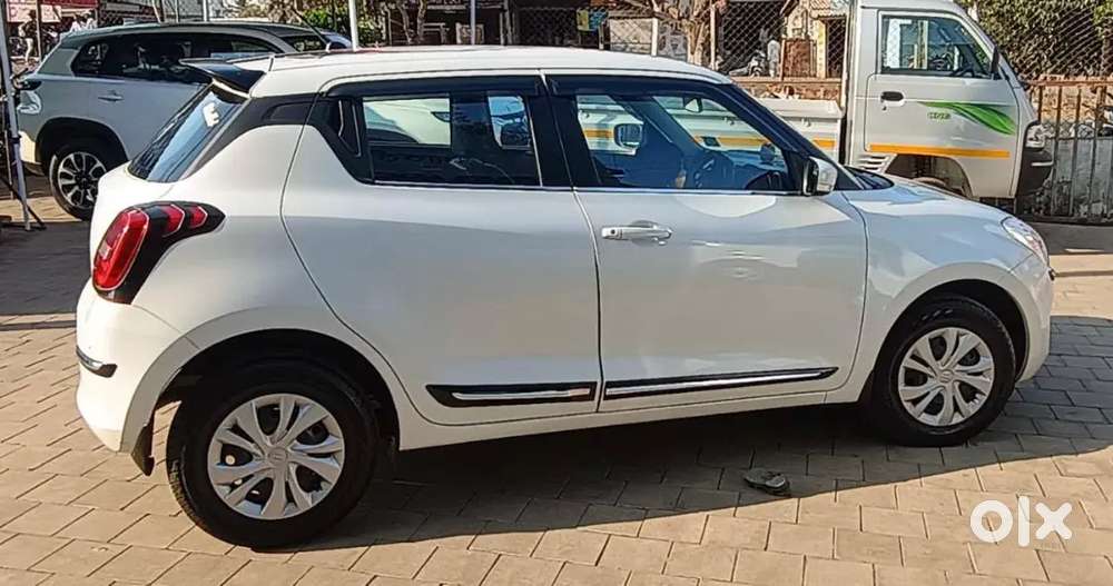 Maruti Suzuki Swift 2023 Petrol Automatic