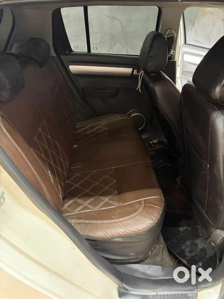 Maruti Suzuki Swift Vxi Petrol 2010