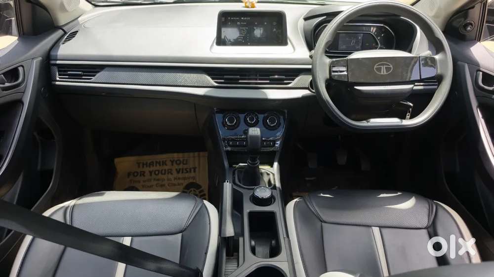 Tata Nexon Smart Plus S 1.2 Revotron Petrol 5 Mt, 2025, Petrol