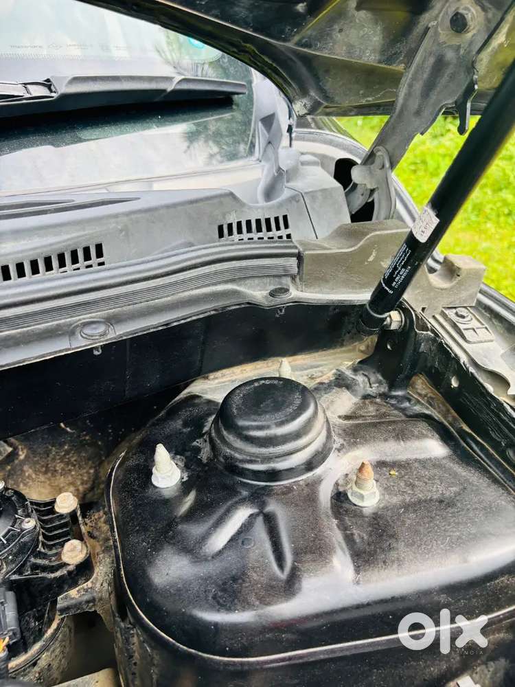 Mahindra Xuv500 W11 2019  Diesel 110000 Km Driven