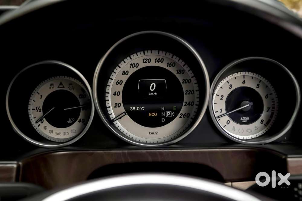 Mercedes-benz E-class E 200 Cgi Classic, 2014, Petrol