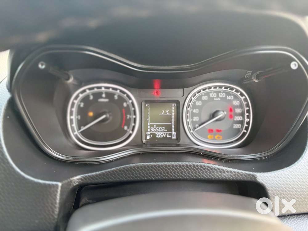 Maruti Suzuki Brezza Zdi+ Dual Tone, 2020, Petrol