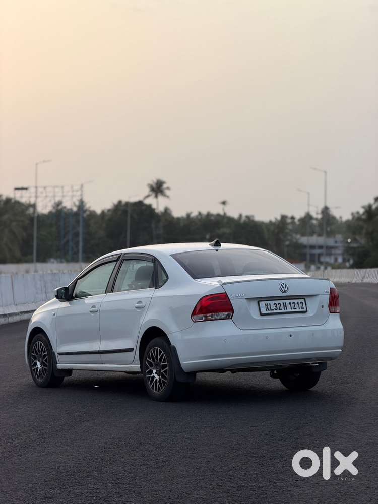 Volkswagen Vento Diesel Automatic 2015