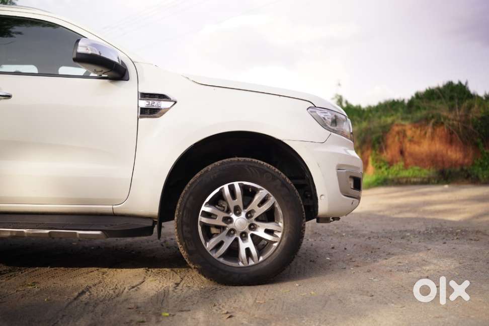 Ford Endeavour 3.2 Titanium 4x4 At, 2017, Diesel